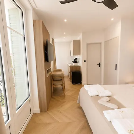 The Originals Residence, Les Sources Callou, 아파트호텔 비시
