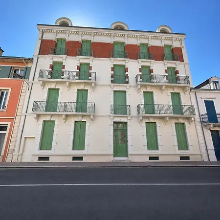 아파트호텔 The Originals Residence, Les Sources Callou, 비시